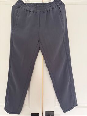NWOT Women’s Elastic Waist Gray Dress Jogger Pants